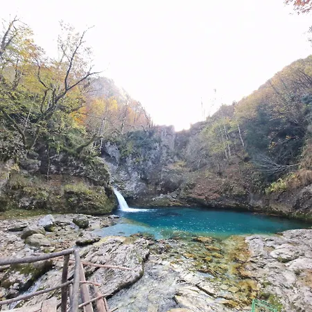 Alpesi faház Thethi Sky